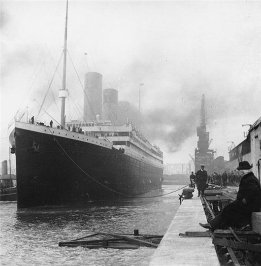 Titanic History. Titanic Departs Southampton